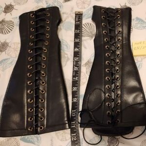 Arm Bracers Set NWOT